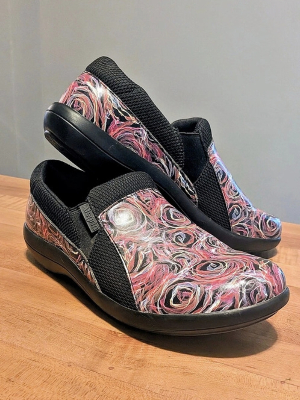 Alegria by PG Lite Slip Resistant Nursing Shoes Swirl Floral EU 37 US 7-7.5